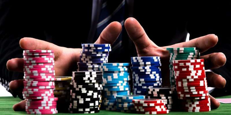 Kinh Nghiệm Đánh Bài Poker Hiệu Quả Cho Người Mới Bắt Đầu